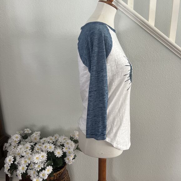 Rock & Republic Womens Total Eclipse of the Heart Baseball Tshirt Sz XS Music - Picture 2 of 8
